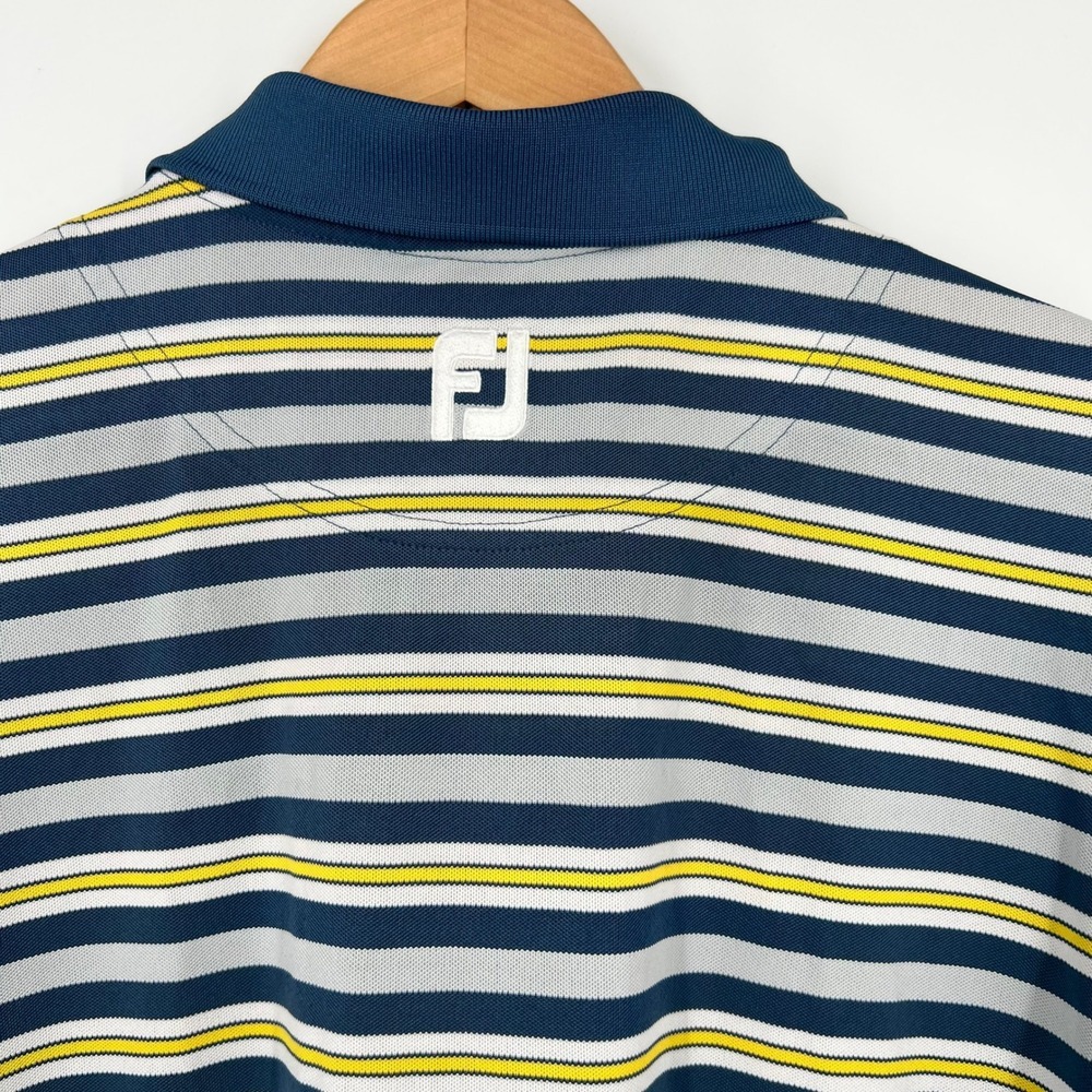 👕 - Picture 3 of 4